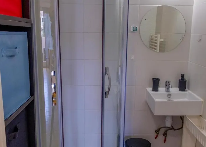 Apartmán With Pool And Balcony *